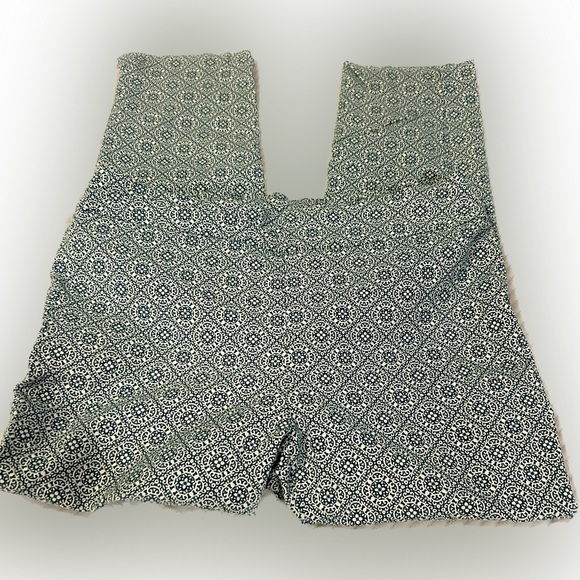Chico’s stretch pant size 2R 12 green white EUC #67 30% off w♥️ - Picture 4 of 12